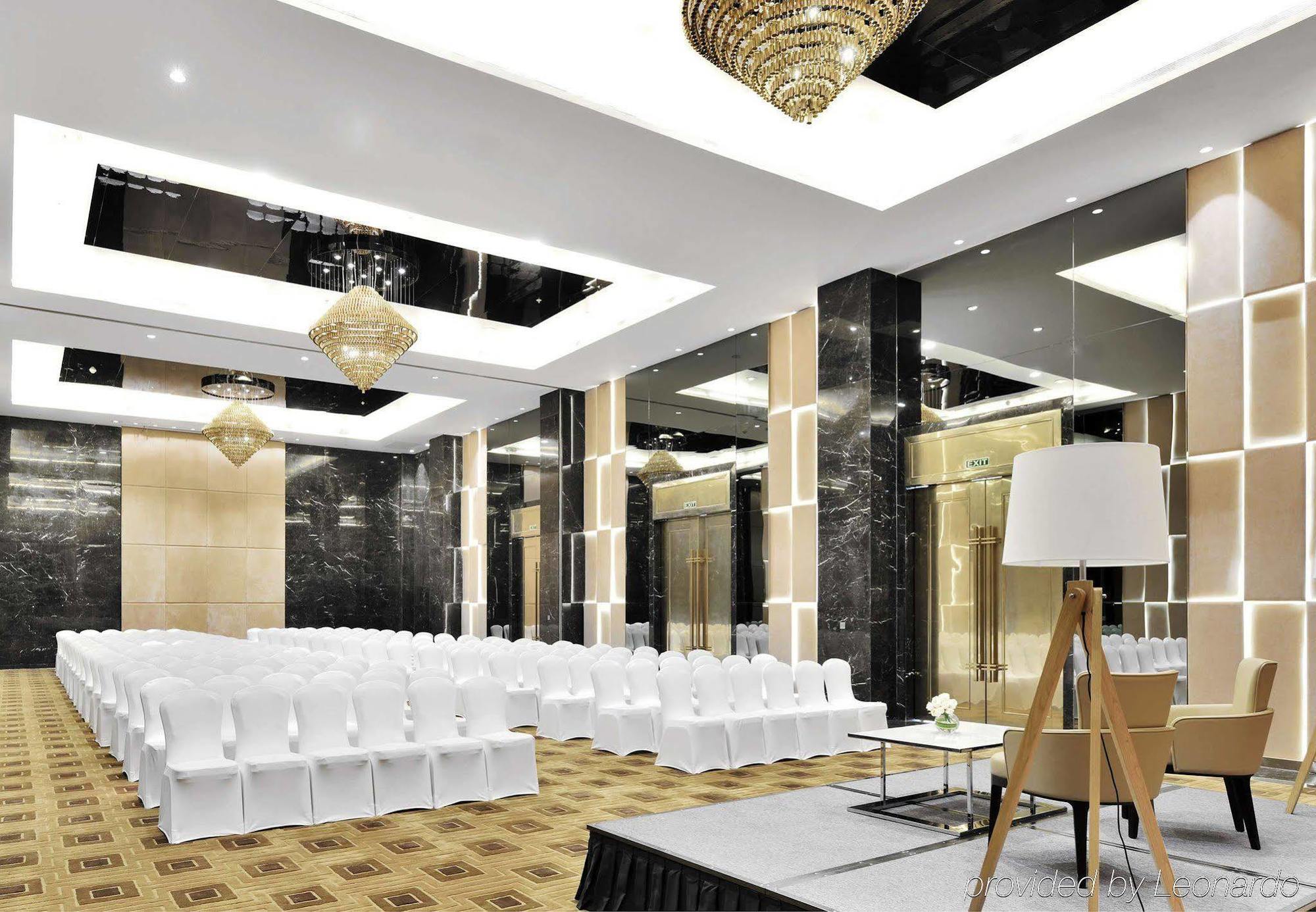 Renaissance Lucknow Hotel, Gomti Nagar Exterior photo